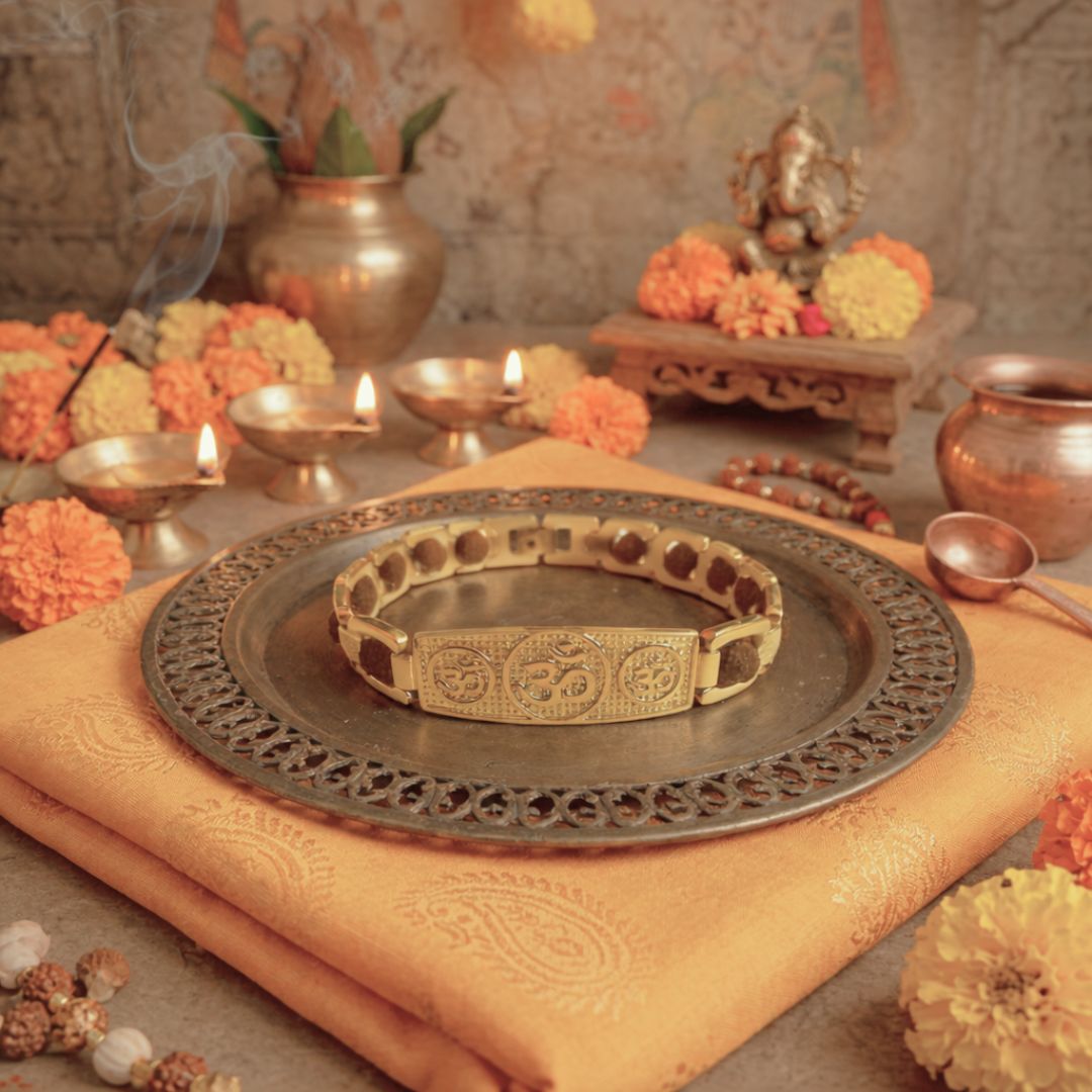 Round view of Om Rudraksha bracelet gold plated design